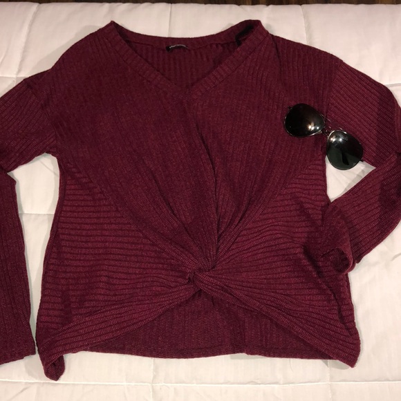 Top - Picture 2 of 2